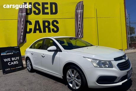 White 2015 Holden Cruze Sedan Equipe