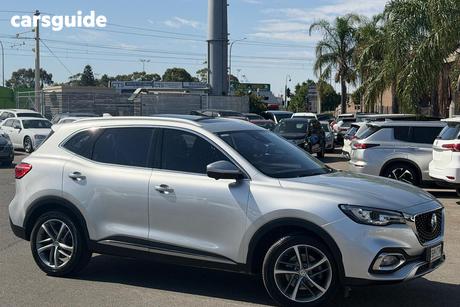 Silver 2022 MG HS Wagon Essence X