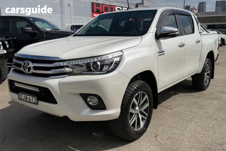 White 2016 Toyota Hilux Dual Cab Utility Sr5 (4X4)