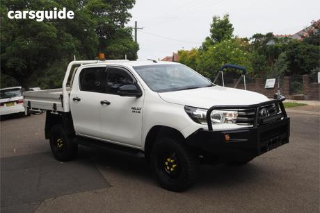 White 2018 Toyota Hilux Dual Cab Utility Sr (4X4)