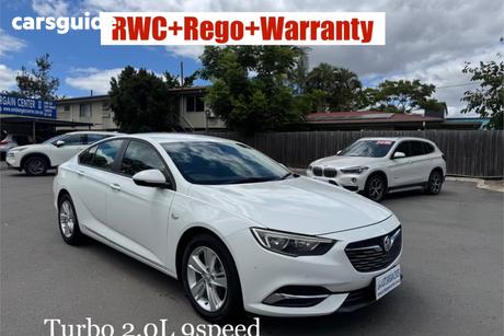 White 2018 Holden Commodore Liftback Lt