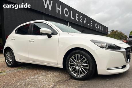 White 2022 Mazda 2 Hatchback G15 Gt