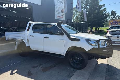 White 2019 Toyota Hilux Double Cab Chassis Sr (4X4)