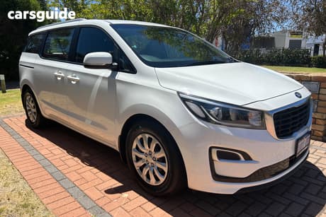 White 2019 Kia Carnival Wagon S