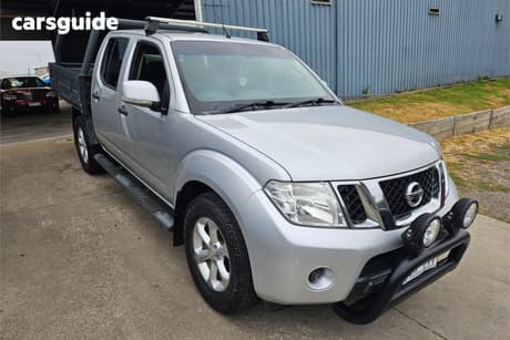 Silver 2014 Nissan Navara Dual Cab Pick-up St (4X2)
