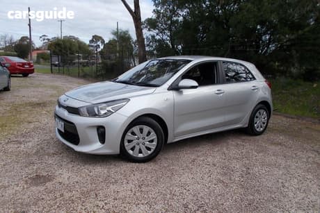 Silver 2018 Kia RIO Hatchback S