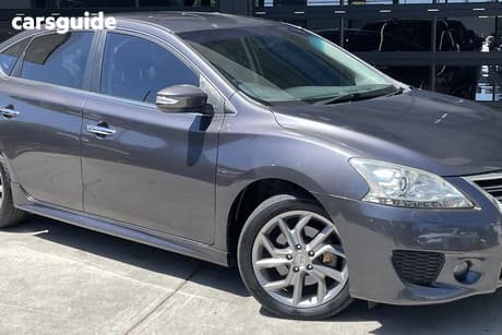 Grey 2015 Nissan Pulsar Sedan Sss