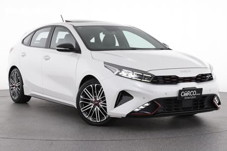 White 2022 Kia Cerato Hatchback Gt
