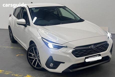 White 2025 Subaru Impreza Hatchback 2.0R (Awd)