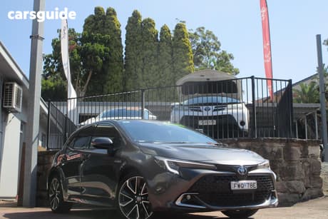 Grey 2024 Toyota Corolla Hatchback Zr