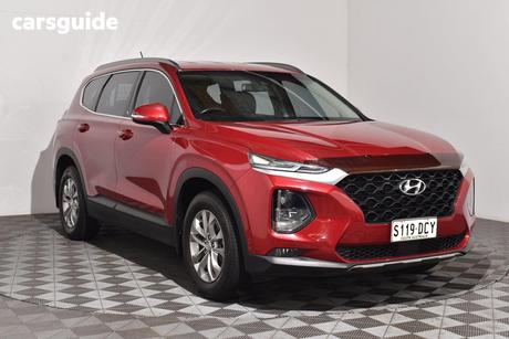 Red 2018 Hyundai Santa FE Wagon Active (Awd)