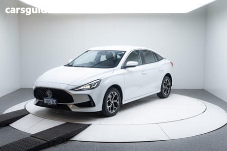 2024 MG MG5 Sedan Vibe