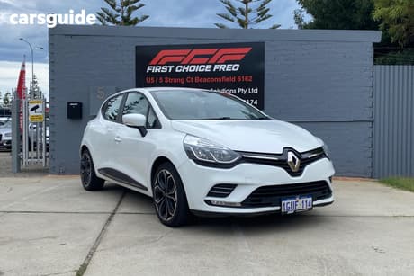White 2019 Renault Clio Hatchback Life