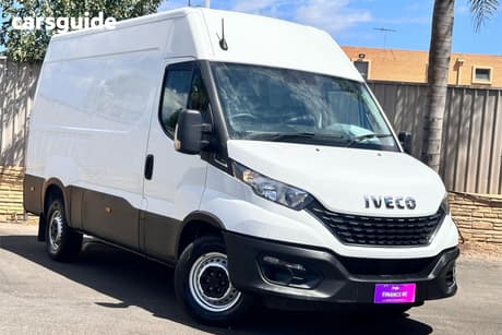 White 2022 Iveco Daily Commercial 35S14V