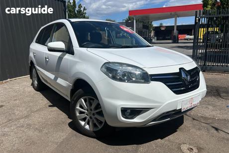White 2014 Renault Koleos Wagon Expression (4X2)