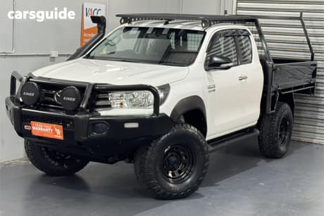 White 2017 Toyota Hilux X Cab Utility Sr (4X4)