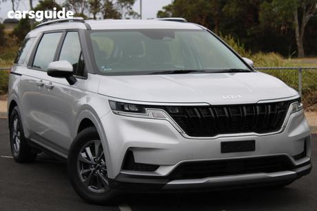 Grey 2023 Kia Carnival Wagon Si