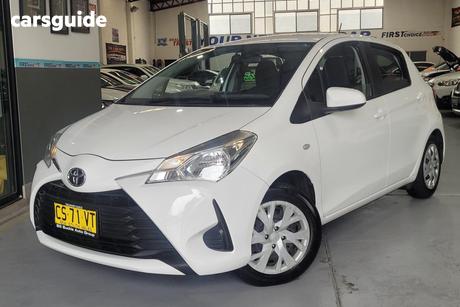White 2019 Toyota Yaris Hatchback Ascent