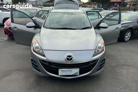Silver 2010 Mazda 3 Hatchback Maxx Sport