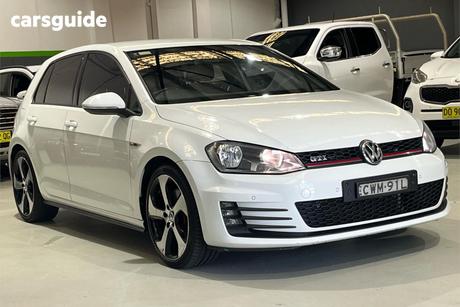 White 2014 Volkswagen Golf Hatchback Gti