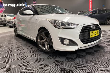 White 2014 Hyundai Veloster Coupe Sr Turbo