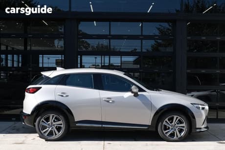 Silver 2025 Mazda CX-3 Wagon G20 Akari