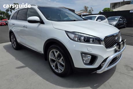 White 2017 Kia Sorento Wagon Platinum (4X4)