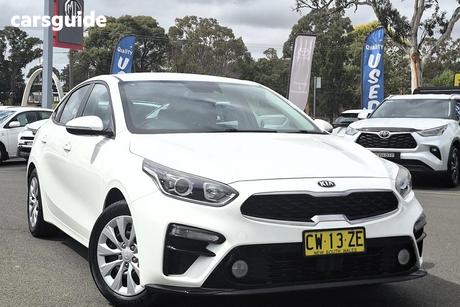 White 2020 Kia Cerato Hatchback S