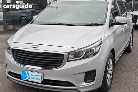 Silver 2017 Kia Carnival Wagon S