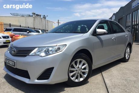 Silver 2014 Toyota Camry Sedan Altise
