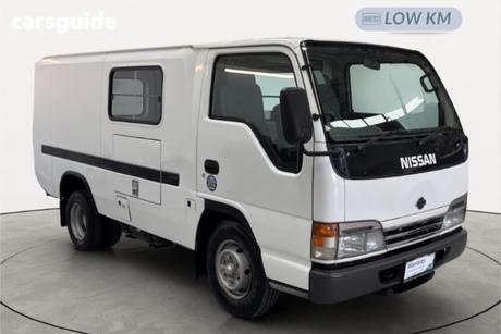 White 1999 Nissan Atlas Ute Tray