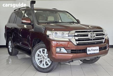 Brown 2016 Toyota Landcruiser Wagon Sahara (4X4)