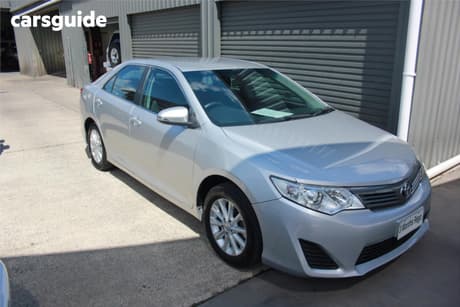 Silver 2015 Toyota Camry Sedan Altise