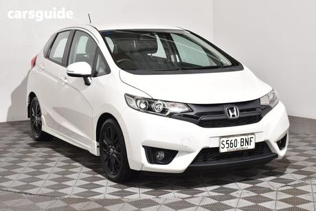 White 2016 Honda Jazz Hatchback Vti-L