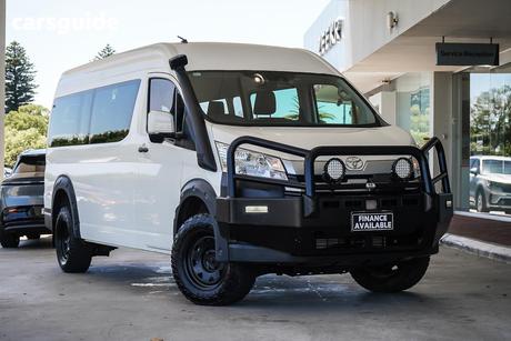 White 2021 Toyota HiAce Bus Slwb Commuter (12 Seats)