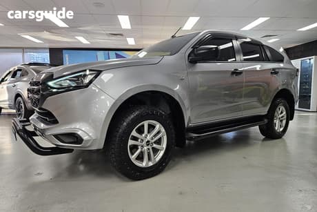 Silver 2022 Isuzu MU-X Wagon Ls-M (4X4)