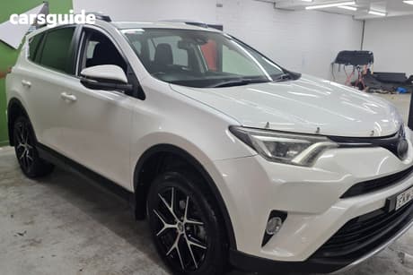 White 2017 Toyota RAV4 Wagon Gxl (2Wd)