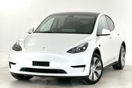 White 2023 Tesla Model Y Wagon Rear-Wheel Drive