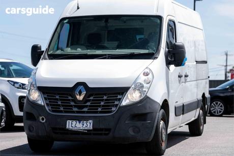 White 2015 Renault Master Van Swb Low
