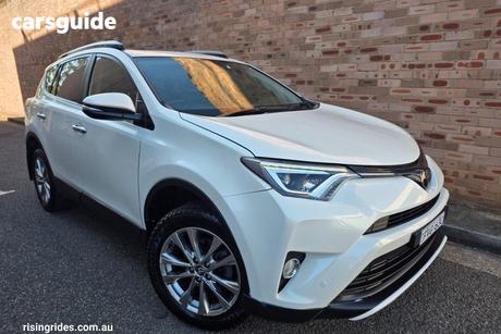 White 2018 Toyota RAV4 Wagon Cruiser (4X4)