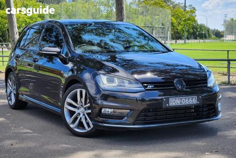 Black 2016 Volkswagen Golf Hatchback 110 Tsi Highline