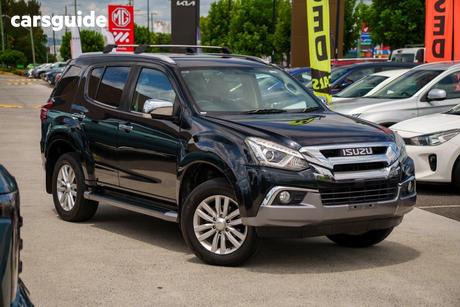 Black 2017 Isuzu MU-X Wagon Ls-T (4X4)