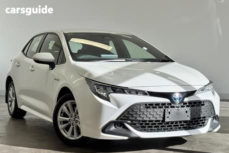 White 2024 Toyota Corolla Hatchback Ascent Sport Hybrid