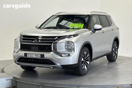 Silver 2025 Mitsubishi Outlander Wagon Ls 7 Seat (2Wd)