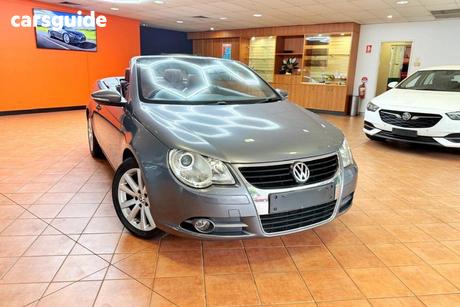 Grey 2009 Volkswagen EOS Convertible 147 Tsi