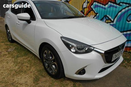 White 2017 Mazda 2 Sedan Gt