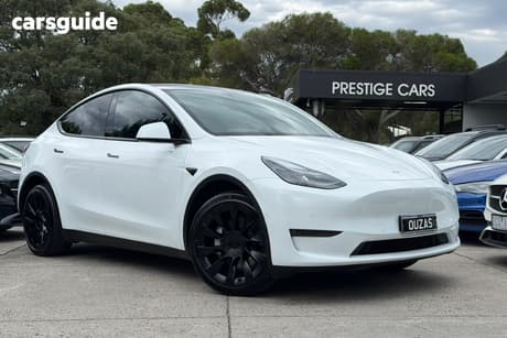 White 2023 Tesla Model Y Wagon Long Range
