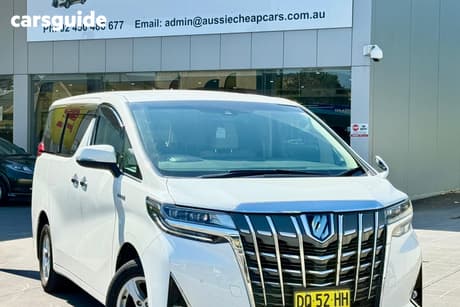 White 2020 Toyota Alphard Wagon Sr (Hybrid)