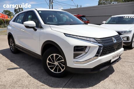 White 2023 Mitsubishi Eclipse Cross Wagon Es (2Wd)