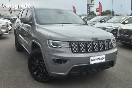 Grey 2021 Jeep Grand Cherokee Wagon Night Eagle (4X4)